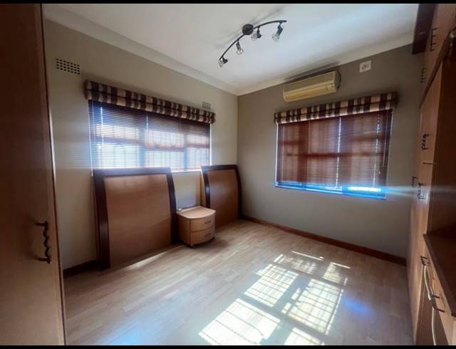 4 BEDROOM HOUSE FOR SALE IN RESERVOIR HILLS